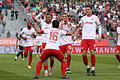 Archivbild: Die Würzburger Kickers jubeln im Vorrundenspiel über das Tor zum 6:2 gegen den FC Augsburg II.