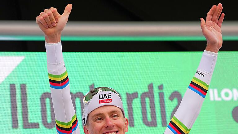 UCI WorldTour - Lombardei-Rundfahrt - Hat nach seinem 25. Saisonsieg gut lachen: Tadej Pogacar UCI WorldTour - Lombardei-Rundfahrt - Hat nach seinem 25. Saisonsieg gut lachen: Tadej Pogacar