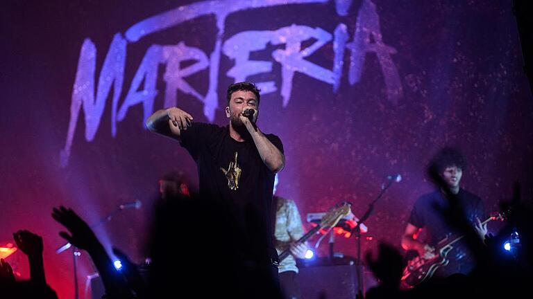 Marteria auf Clubtour       -  Prominenter Gast in der Posthalle: Der HipHop-Künstler Marteria bei seinem Auftritt im Main.