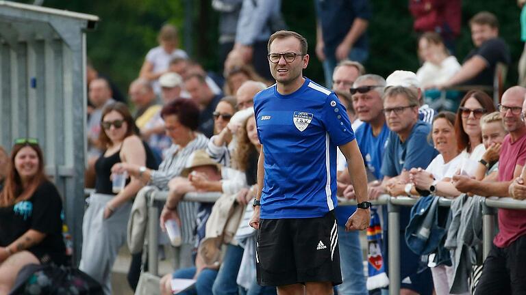 In der Winterpause als Trainer zurückgetreten, nun als Spieler beim TSV Unterpleichfeld dabei: Thomas Redelberger. In der Winterpause als Trainer zurückgetreten, nun als Spieler beim TSV Unterpleichfeld dabei: Thomas Redelberger.