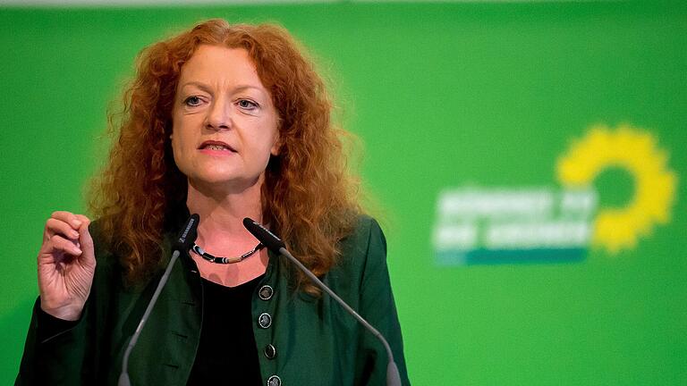 Margarete Bause bei einem Landesparteitag 2016. Margarete Bause bei einem Landesparteitag 2016.
