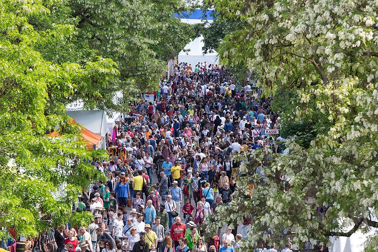 Auf viele Besucher bei angenehmem Wetter hoffen die Macher des Africa Festivals auch in diesem Jahr. Auf viele Besucher bei angenehmem Wetter hoffen die Macher des Africa Festivals auch in diesem Jahr.
