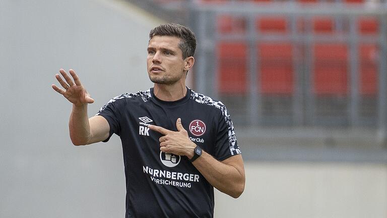 Sieht im Testspiel bei Union Berlin eine Standortbestimmung: Club-Trainer Robert Klauß. Sieht im Testspiel bei Union Berlin eine Standortbestimmung: Club-Trainer Robert Klauß.