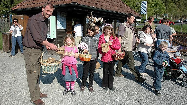 Am Klaushof hat der Osterhase alle Hände voll zu tun. Am Klaushof hat der Osterhase alle Hände voll zu tun.