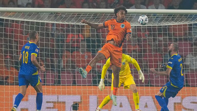 Niederlande - Bosnien und Herzegowina - Joshua Zirkzee führt die Niederlande zum Sieg in der Nations League gegen Bosnien-Herzegowina. Niederlande - Bosnien und Herzegowina - Joshua Zirkzee führt die Niederlande zum Sieg in der Nations League gegen Bosnien-Herzegowina.