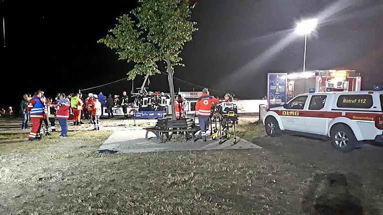 Einen Großeinsatz von Feuerwehr und Rettungsdienst hat eine technische Störung auf der Nixe in der Nacht zum 26. August ausgelöst. Foto: Johannes Treutlein Einen Großeinsatz von Feuerwehr und Rettungsdienst hat eine technische Störung auf der Nixe in der Nacht zum 26. August ausgelöst. Foto: Johannes Treutlein