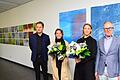 Bei der Eröffnung der Nußbächer-Ausstellung im Kunstsalong (von links): Jan Soldin (Museum Otto Schäfer), die Töchter des Künstlers, Kerstin Nußbächer und Lena Treugut, sowie der Vorsitzende des Kunstvereins, Stefan Muffert.
