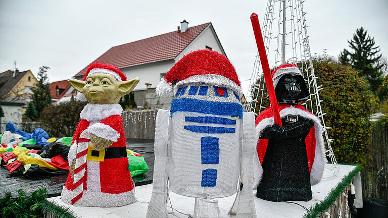 Ein weiterer Besucherhit unter der Weihnachtsdeko: Die Starwars-Figuren.