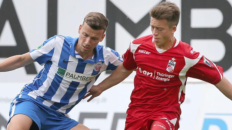 FC Hansa Rostock - FC Rot-Weiß Erfurt - 2013 noch bei Erfurt: Patrick Göbel (r) FC Hansa Rostock - FC Rot-Weiß Erfurt - 2013 noch bei Erfurt: Patrick Göbel (r)