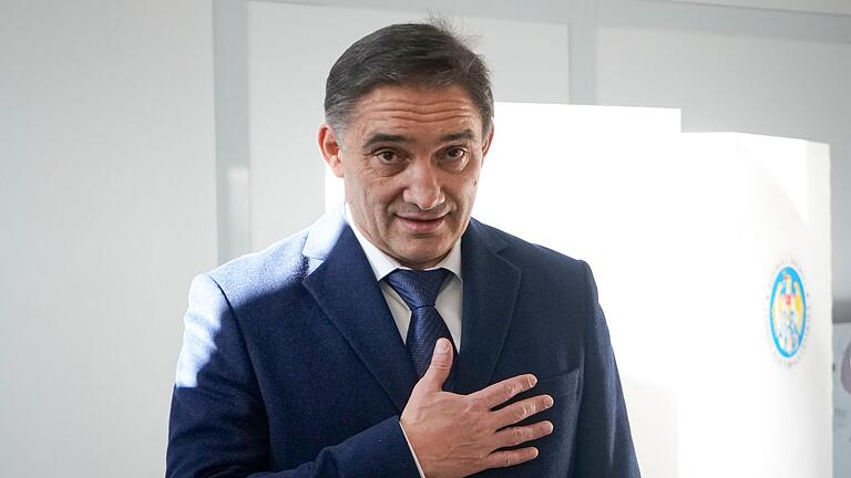 Präsidentenwahl in Moldau - Der frühere Generalstaatsanwalt Alexandr Stoianoglo will neben einer EU-Integration auch wirtschaftliche Beziehungen zu Russland. Präsidentenwahl in Moldau - Der frühere Generalstaatsanwalt Alexandr Stoianoglo will neben einer EU-Integration auch wirtschaftliche Beziehungen zu Russland.
