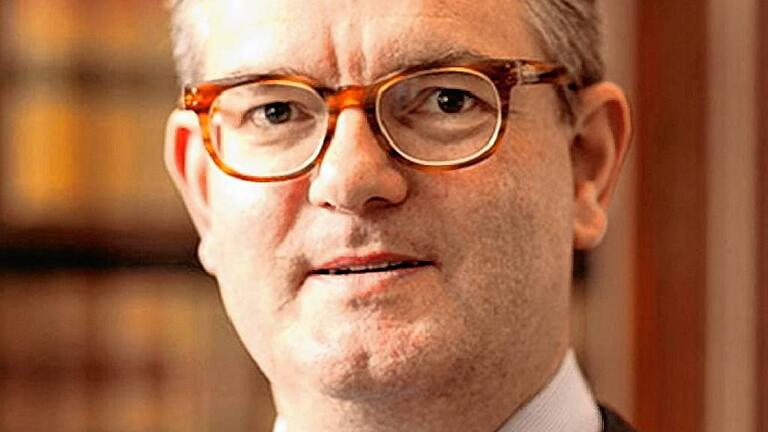 Julian King       -  Sir Julian King
