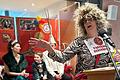 Elfriede Roth als 'Faschingsgeschädigte' in der Bütt.