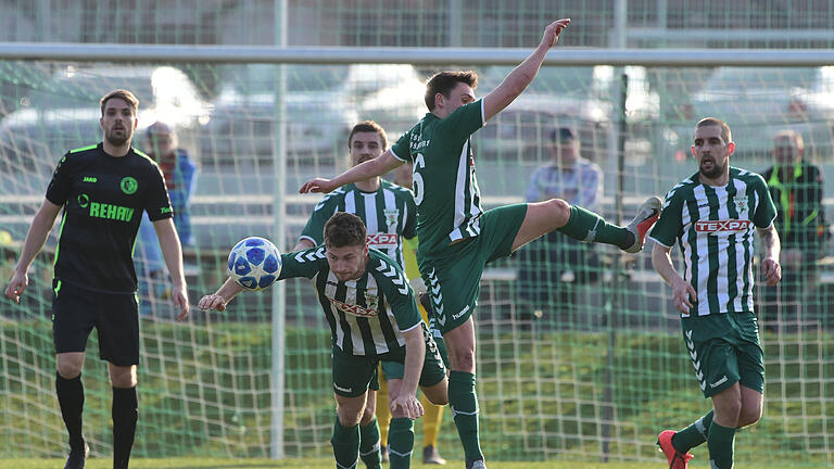 Anand Anders       -  Bitter: Der TSV Großbardorf hat sein Heimspiel gegen den SC Eltersdorf mit 2:6 verloren.