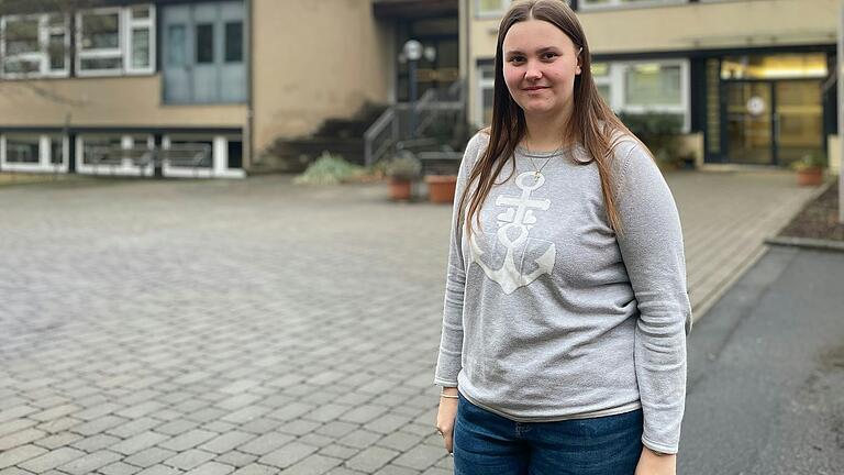 Hanna Meeder ist im zweiten Lehrjahr ihrer Ausbildung zur Kinderpflegerin. Hanna Meeder ist im zweiten Lehrjahr ihrer Ausbildung zur Kinderpflegerin. 