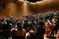 Maximale Bühnenbelegung mit 150 Mitwirkenden: Bundesjugendorchester und Weltjugendchor mit Beethovens Neunter in der Weikersheimer Tauberphilharmonie.