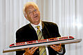 Transrapid-Stoiber.jpeg       -  Edmund Stoibers legendäre Transrapid-Rede schaffte es sogar ins Kabarett.
