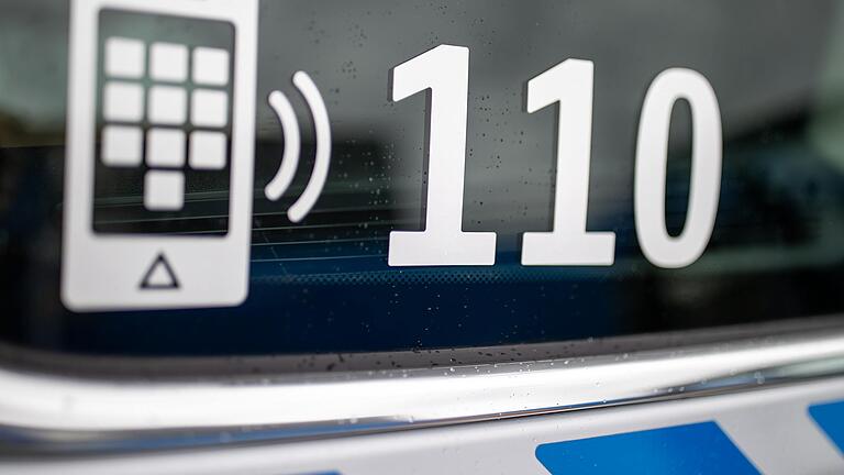 Der Polizeinotruf 110 war am Mittwochmorgen unter anderem in Unterfranken stundenlang gestört - binnen weniger Tage nicht das erste Problem mit einer Notrufnummer in der Region.