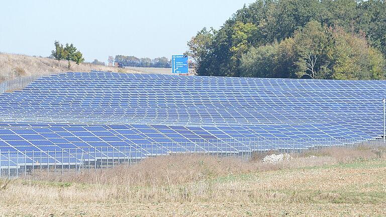 Der bereits bestehende Solarpark bei Poppenlauer.