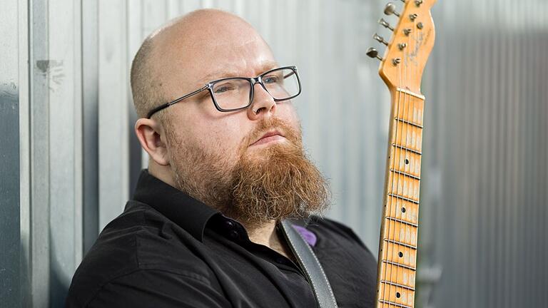 Andreas Kümmert spielt am Samstag in Bad Brückenau. Foto: Chris Weiß