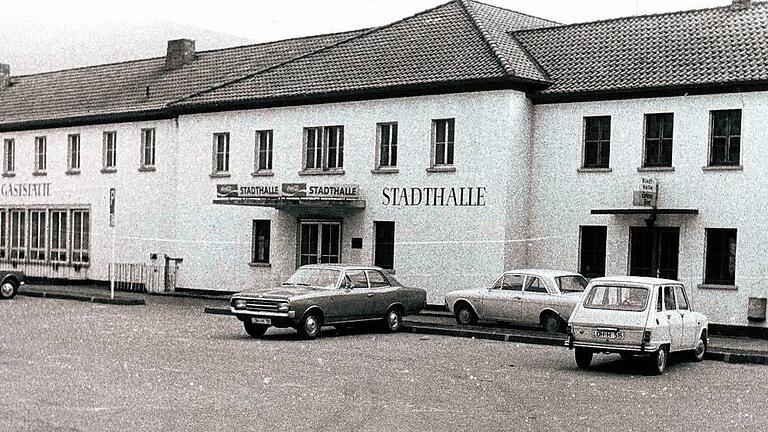 Stadthalle 1       -  Die erste Lohrer Stadthalle in ihrer Urversion &ndash; vor dem Umbau Anfang der 1970er Jahre