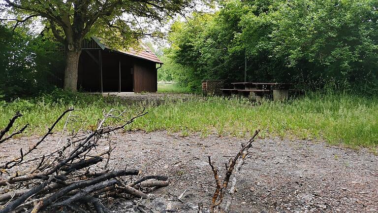 Der Grillplatz in Heßlar, an dem sich der Kampf zwischen den Hunden zugetragen hat. Der Grillplatz in Heßlar, an dem sich der Kampf zwischen den Hunden zugetragen hat.