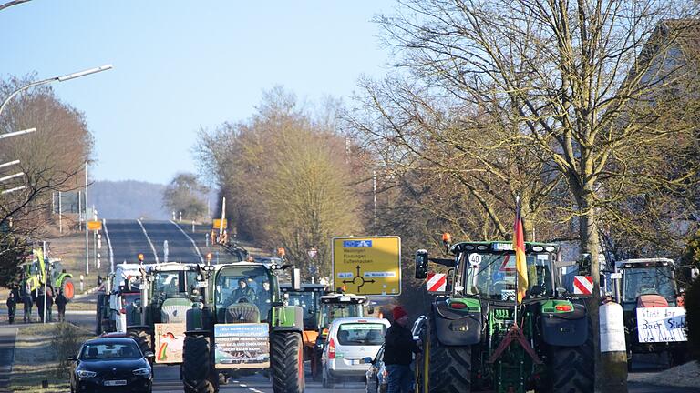 Landwirte, Handwerk und andere Branchen vereinigten sich zu einer Demonstration in Mellrichstadt.