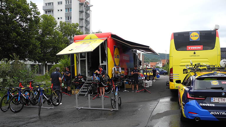 Warum die Deutschland-Tour nach Elfershausen kam       -  Vier der 20 Radsport-Teams, die aktuell an der Deutschland-Tour Teilnehmen, bezogen zu Beginn der Veranstaltung ihr Quartier in Elfershausen im Landkreis Bad Kissingen.