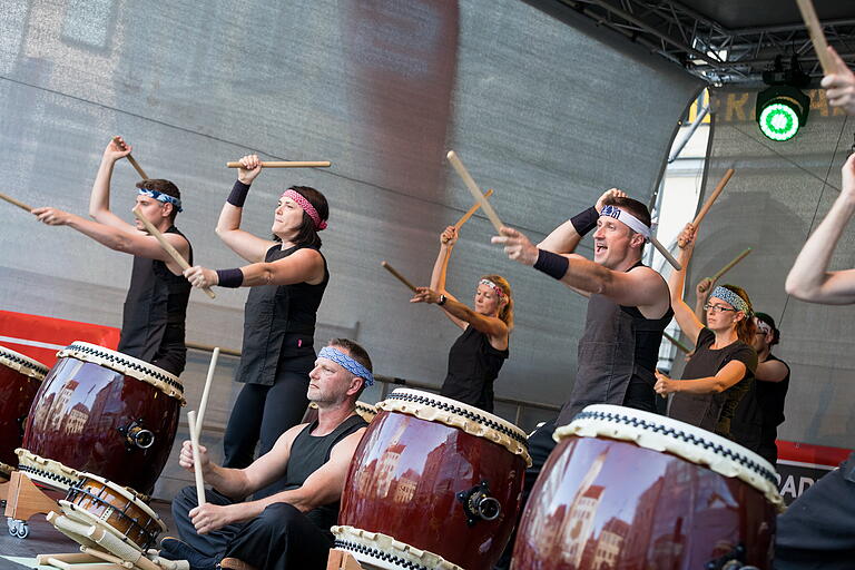 Todoroki Wadaiko beim Auftritt am Stadtfest in der Würzburger Innenstadt im September.