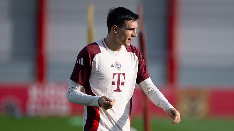 Training FC Bayern München - „Ein besonderes Spiel: João Palhinha spielte in Portugal für Benficas Stadtrivalen Sporting. Training FC Bayern München - „Ein besonderes Spiel: João Palhinha spielte in Portugal für Benficas Stadtrivalen Sporting.