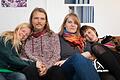 Käthe, Dietmar, Melanie, Muffin und Hund Luba (von links) bei der Abschiedsparty am vergangenen Wochenende  im 'Freiraum'. Sie müssen den jetzigen Standort, die Maiergasse 2, verlassen.