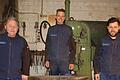 Über die Auszeichnung von Tim Röder als unterfränkischer Kammersieger im Beruf des Metallbauer (Fachrichtung Konstruktionstechnik) freuten sich seine beiden Ausbilder Roland (links) und Tobias Weisenseel.