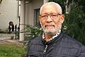 Israel Kaunatjike wurde 1947 im namibischen Okahandja geboren. Seit 1970 lebt er in Berlin und war neben seinem Beruf als politischer Aktivist tätig. Er hat drei Töchter aus zwei Ehen sowie acht Enkelkinder. Häufig reist der heutige Pensionär zu seiner Familie nach Namibia und kümmert sich &ndash; ganz im Sinne der Hirtentradition der Herero &ndash; um die Rinderherde der Familie.