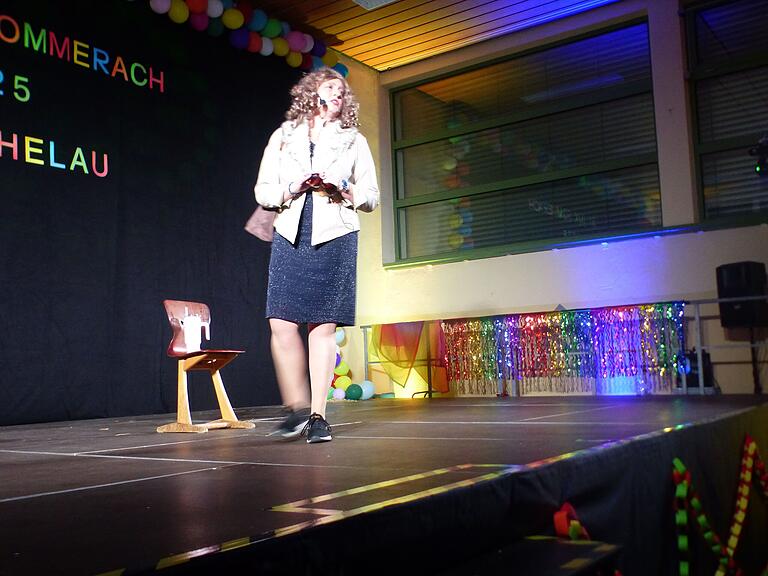 Die Charity Lady Sabine Nikola erzählt in launigen Sprüchen von ihren Leidenschaften. Die Charity Lady Sabine Nikola erzählt in launigen Sprüchen von ihren Leidenschaften.