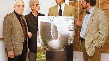 Martin Matschinsky und Brigitte Denninghoff       -  Martin Matschinsky und Brigitte Denninghoff mit dem Vorsitzenden des
Kunstvereins Dr. Joachim Haas und dem Chef der Städtischen
Sammlungen, Kulturamtsleiter Dr. Erich Schneider (von links).