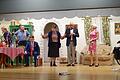 Turbulende Szene beim Lustspiel &quot;Tante Rosels Lottoschein&quot; bei der 33. Theaterpremiere in Laudenbach.