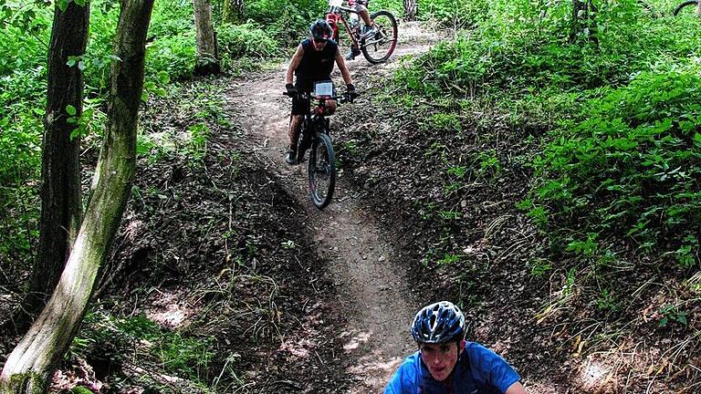 Die Mountainbikefahrer und ihre Betreuer waren voll des Lobes über die abwechslungsreiche Geländestrecke.