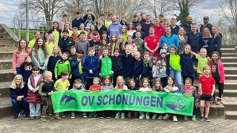 Im Bild: Die Teilnehmer der DLRG Schonungen. Im Bild: Die Teilnehmer der DLRG Schonungen.