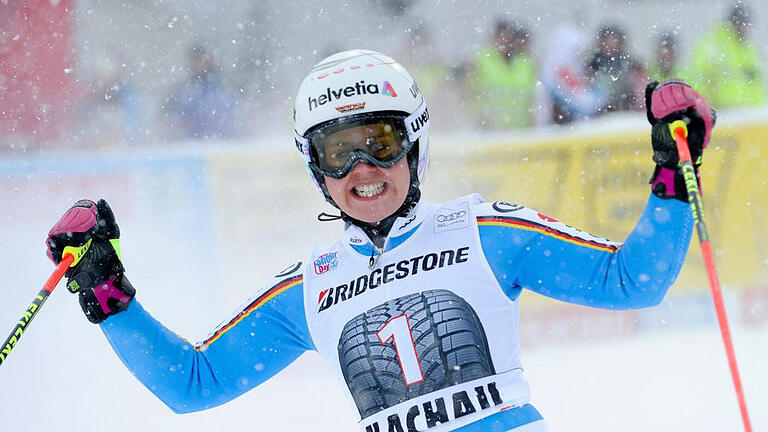 Sieg - Viktoria Rebensburg fährt beim Slalom in Flachau zum Sieg. Foto: Erich Spiess Sieg - Viktoria Rebensburg fährt beim Slalom in Flachau zum Sieg. Foto: Erich Spiess