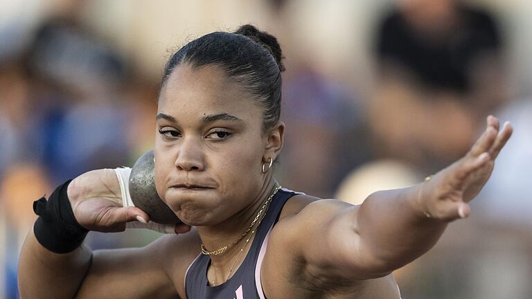 Diamond League       -  Olympiasiegerin Yemisi Ogunleye wurde beim Leichtathletik-Meeting in Lausanne Zweite.