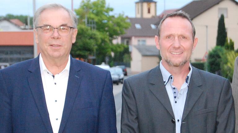 Matthias Zink (rechts) möchte Sander Bürgermeister werden und damit Nachfolger von Bernhard Ruß (links) antreten.&nbsp;