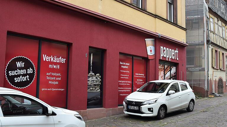 Die Filiale der Bäckerei Pappert in der Lohrer Lohrtorstraße ist seit Wochen geschlossen. Die Filiale der Bäckerei Pappert in der Lohrer Lohrtorstraße ist seit Wochen geschlossen.