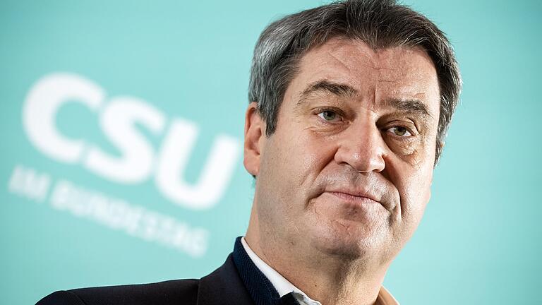 CSU-Chef Markus Söder will die CSU an diesem Samstag auf einem Parteitag in Würzburg fit machen für den Landtagswahlkampf 2023 und spürbaren Unmut in der Partei über seinen Führungsstil einfangen.