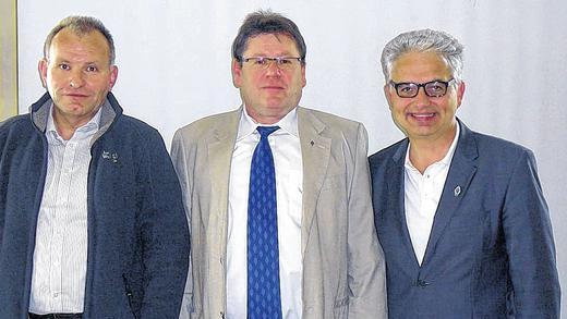 Gewählt: Der neue Vorstand mit stellvertretendem Distriktvorsitzenden Uwe Scherf (von links), Distriktvorsitzendem Peter Meßthaler und dem stellvertretenden Distriktvorsitzenden Bernhard Arndt.