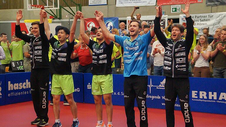 Der TSV Bad Königshofen startet nach dem dritten Platz in der Vorsaison in die achte Saison in der Tischtennis-Bundesliga. Das sagen Kenner vor Saisonbeginn. Der TSV Bad Königshofen startet nach dem dritten Platz in der Vorsaison in die achte Saison in der Tischtennis-Bundesliga. Das sagen Kenner vor Saisonbeginn.