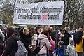 Rund 700 Demonstranten waren dem Aufruf des Bündnisses 'Schweinfurt auf die Straßen' zur Demonstration auf den Volksfestplatz gefolgt. Sie forderte die sofortige Beendigung der Corona-Maßnahmen.