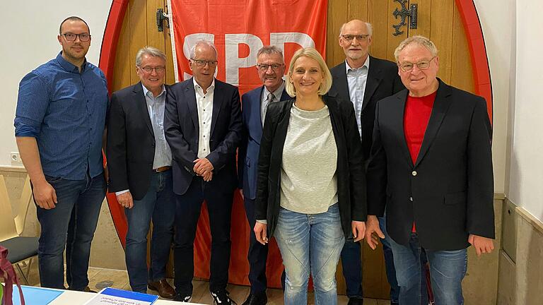 Von links: Alexander Liebler, Helmut Hauptmann, Martin Wagner, Edgar Lang, Pamela Nembach, Joachim Spies, Manfred Eyrich. Von links: Alexander Liebler, Helmut Hauptmann, Martin Wagner, Edgar Lang, Pamela Nembach, Joachim Spies, Manfred Eyrich.