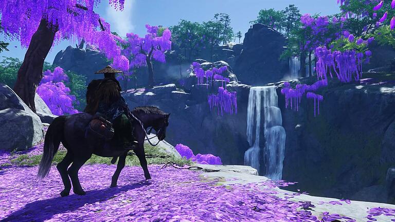 Screenshot von Ghost of Tsushima - Die Spielwelt lässt sich zu Fuß oder auch zu Pferd erkunden. Und es gibt viel zu entdecken. Screenshot von Ghost of Tsushima - Die Spielwelt lässt sich zu Fuß oder auch zu Pferd erkunden. Und es gibt viel zu entdecken.