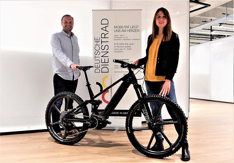 Spürt eine steigende Nachfrage von E-Bike-Leasing: Maximilian Diem, der mit seiner Frau Christina Diem-Puello die Deutsche Dienstrad GmbH in Schweinfurt leitet.