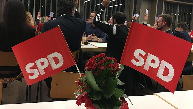 Die SPD Schweinfurt Stadt und Land schickt bei der Landtagswahl 2023 Stefan Rottmann ins Rennen und für den Bezirkstag Landrat Florian Töpper.