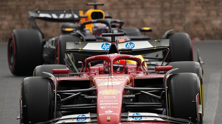 Großer Preis von Aserbaidschan - Training       -  Ferrari-Pilot Charles Leclerc holte sich die Bestzeit im Training von Baku.